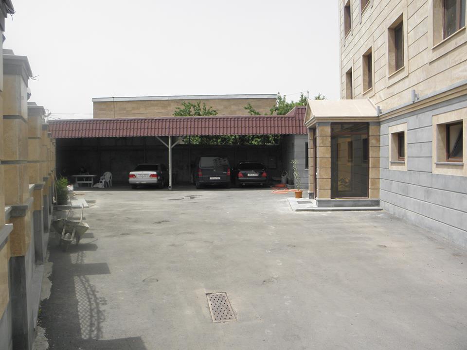 Hotel Apollon Jereván Kültér fotó