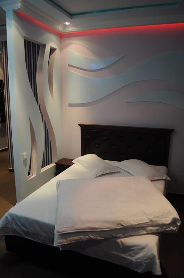 Hotel Apollon Jereván Kültér fotó