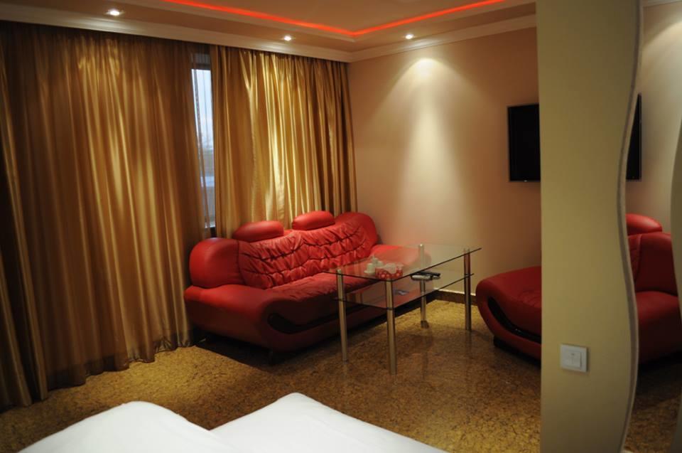 Hotel Apollon Jereván Kültér fotó